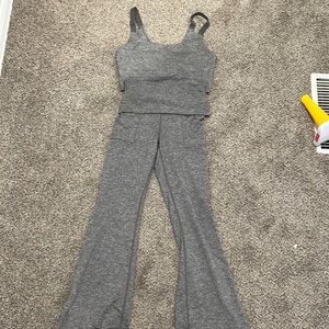 Aerie offline matching set, heathered gray, top size l, bottoms size m long